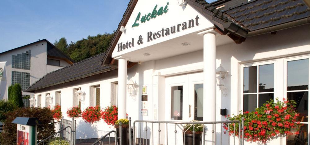 Luckai Hotel & Restaurant Inhaber Dennis Burmann Freienohl Extérieur photo